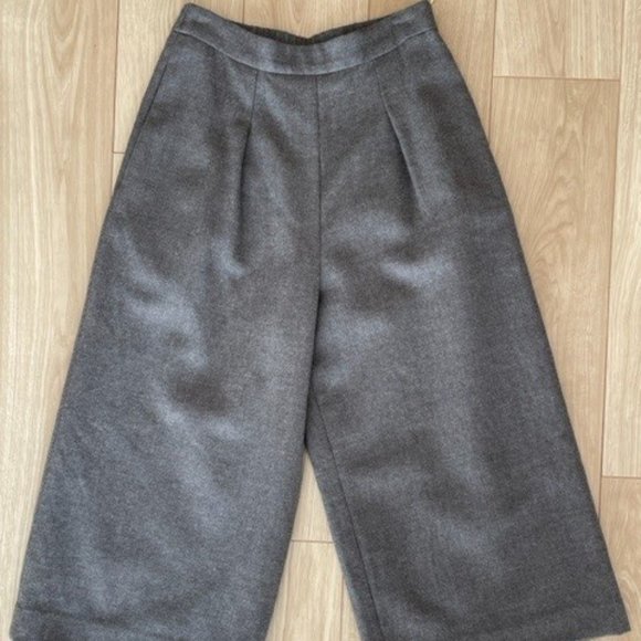 GallardaGalante DRESSY GREY CULOTTE PANTS/SKIRT High Waist, MID-CALF LENGTH   XS - Picture 6 of 15